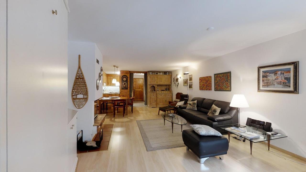 Polaschin E12 Sils Maria Bagian luar foto